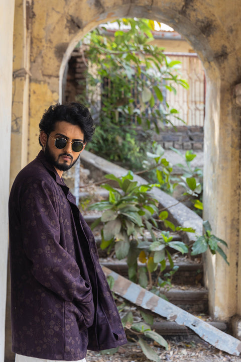 Plum Floral Jacquard Overshirt with Notched Lapel – Relaxed Fit