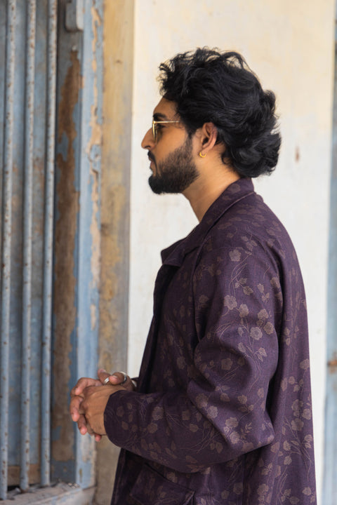 Plum Floral Jacquard Overshirt with Notched Lapel – Relaxed Fit