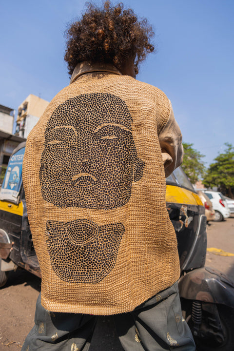 Sculpted Burlap Art Shirt with Bold Face Embroidery – Oversized Fit